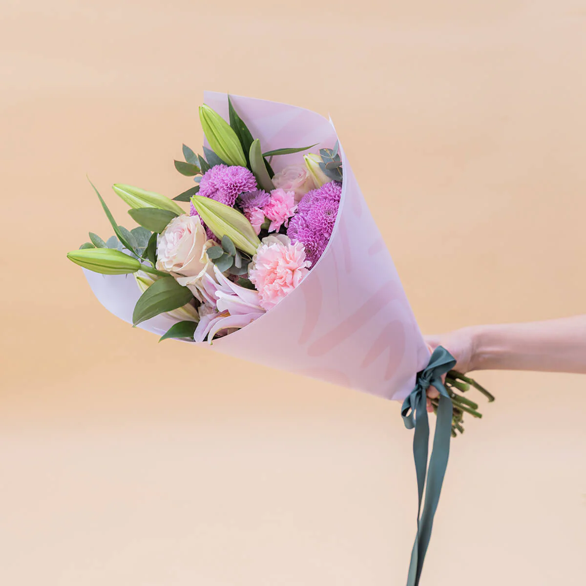Para Ti, Amiga - Ramo de flores con detalles especiales - Image 8